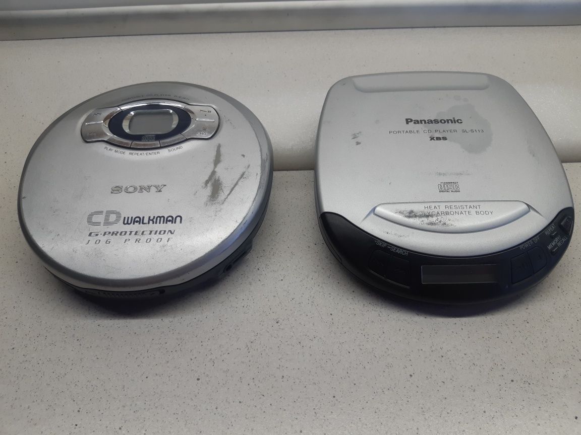 Sony Walkman / Panasonic