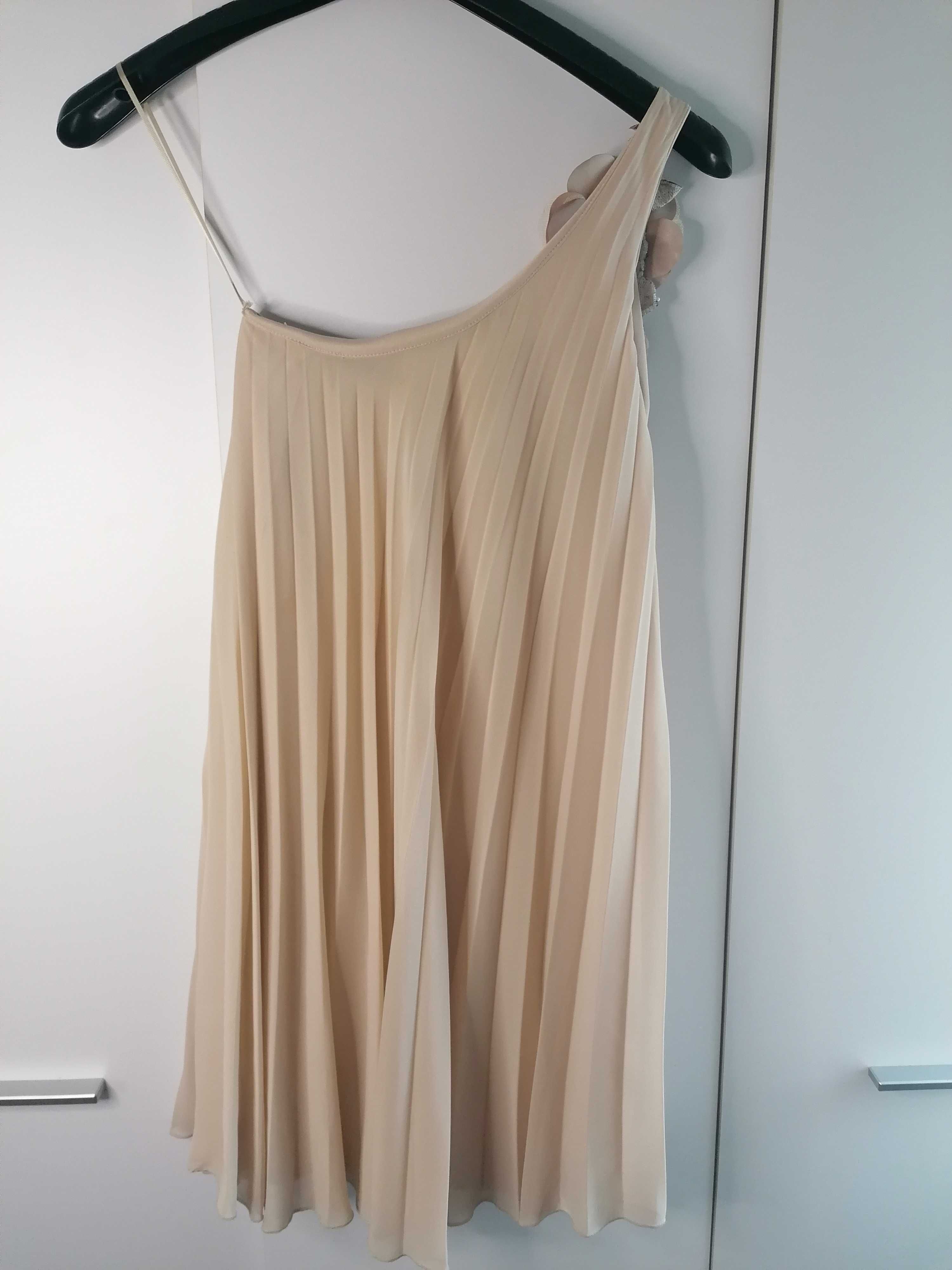 Beżowa, zwiewna, plisowana sukienka rozmiar S