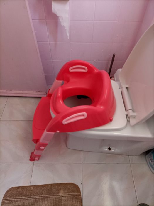 Vendo adaptador sanita para criança