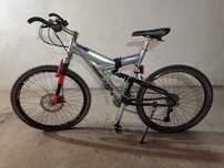 BTT Bicicleta de Montanha