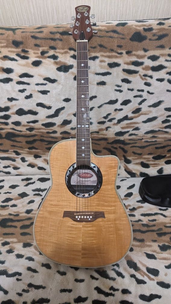 Продам гитару Stagg A4006 M-N