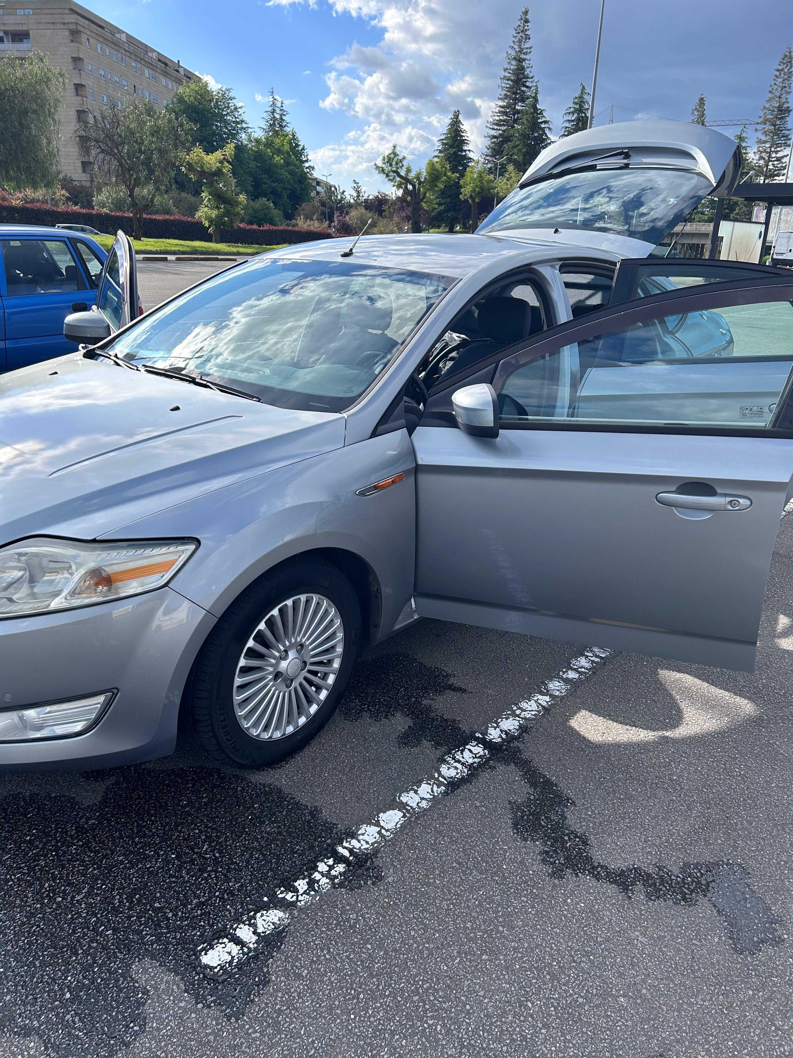 Carro Ford Mondeo