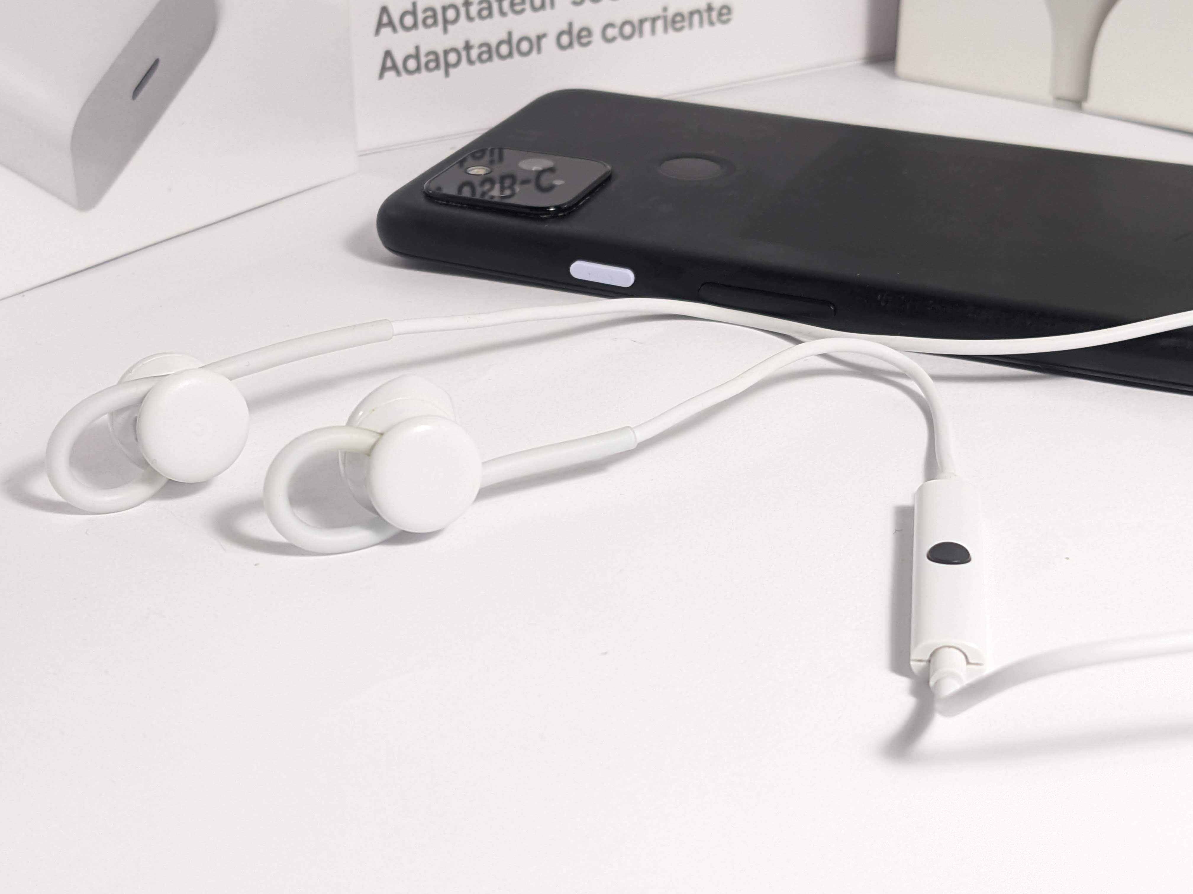Оригінальні навушники Google Pixel EarBuds USB Type-C (GA00485)