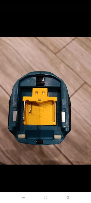 Makita DTM51 multitool