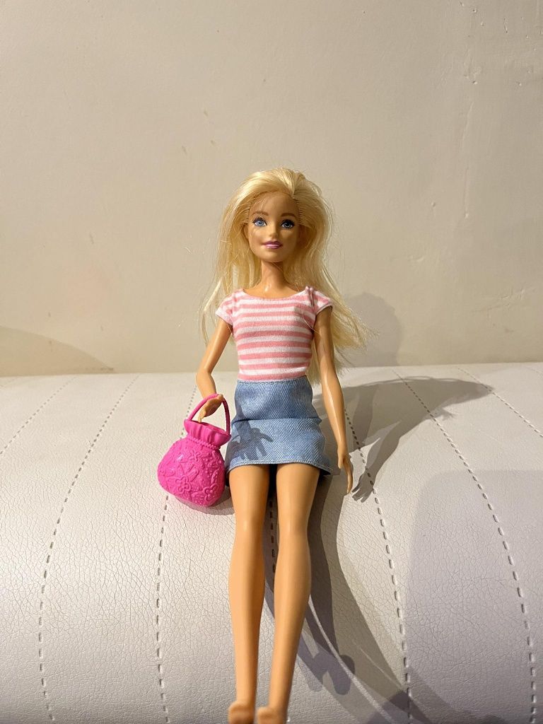 Zestaw Barbie z akcesoriami tanio