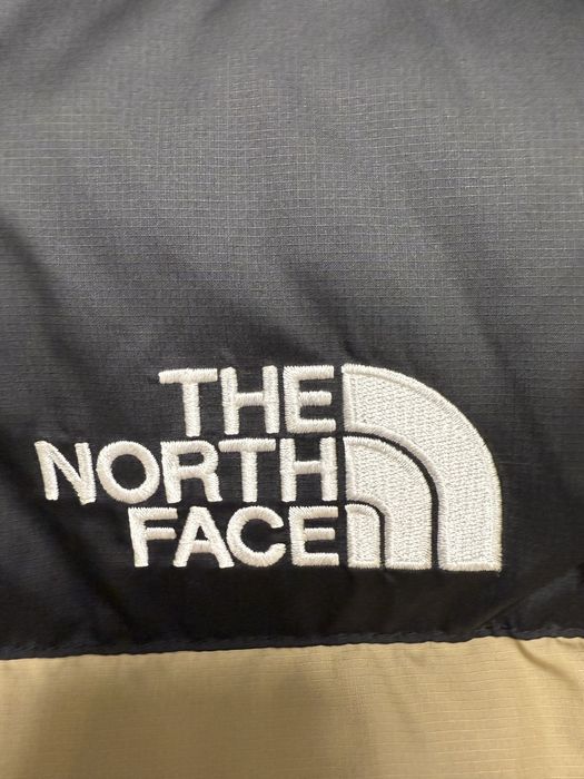 Оригінал пуховик The North Face Lhotse, розмір М