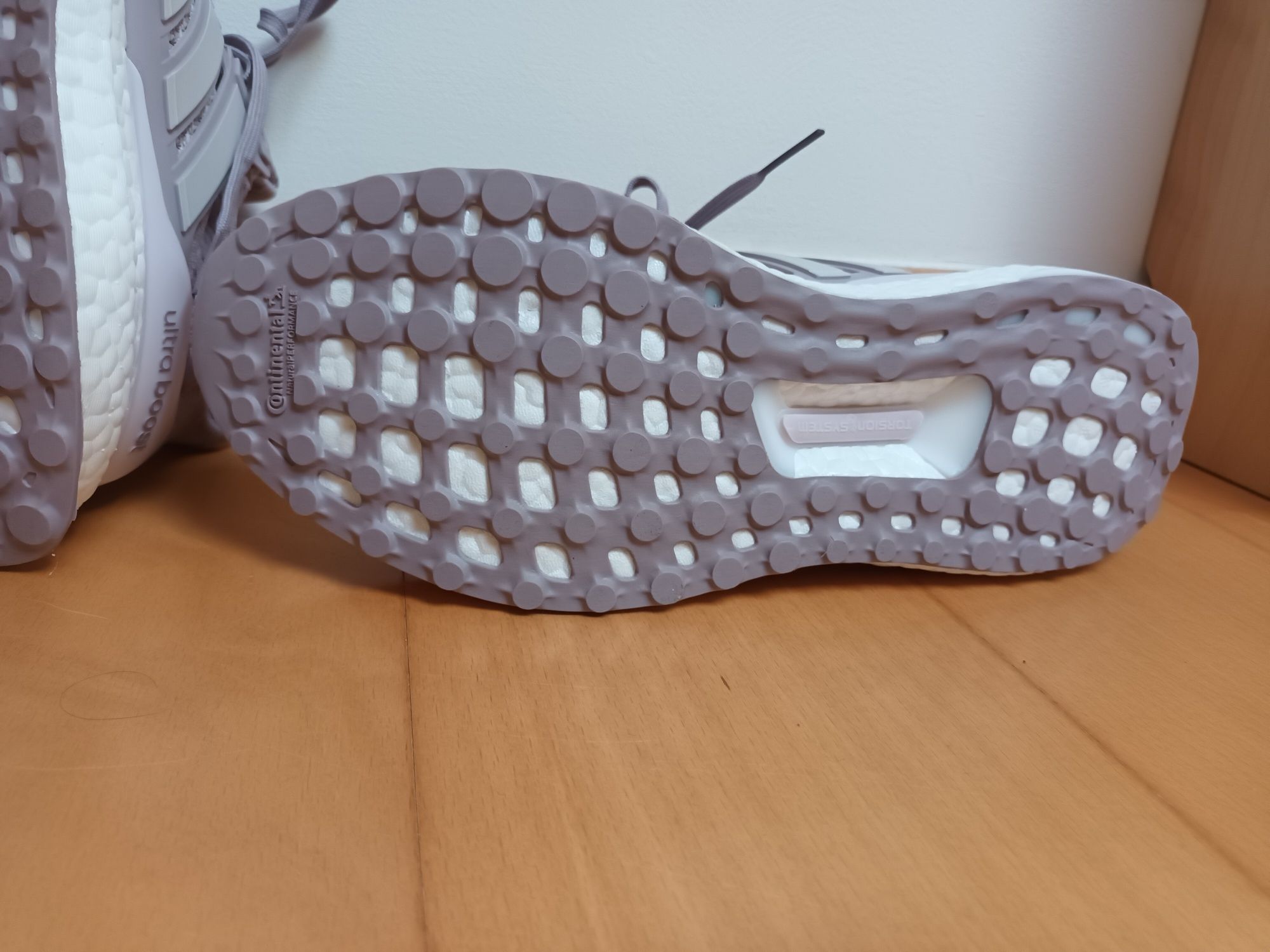 Ténis Adidas woman NOVOS / baixa de preço