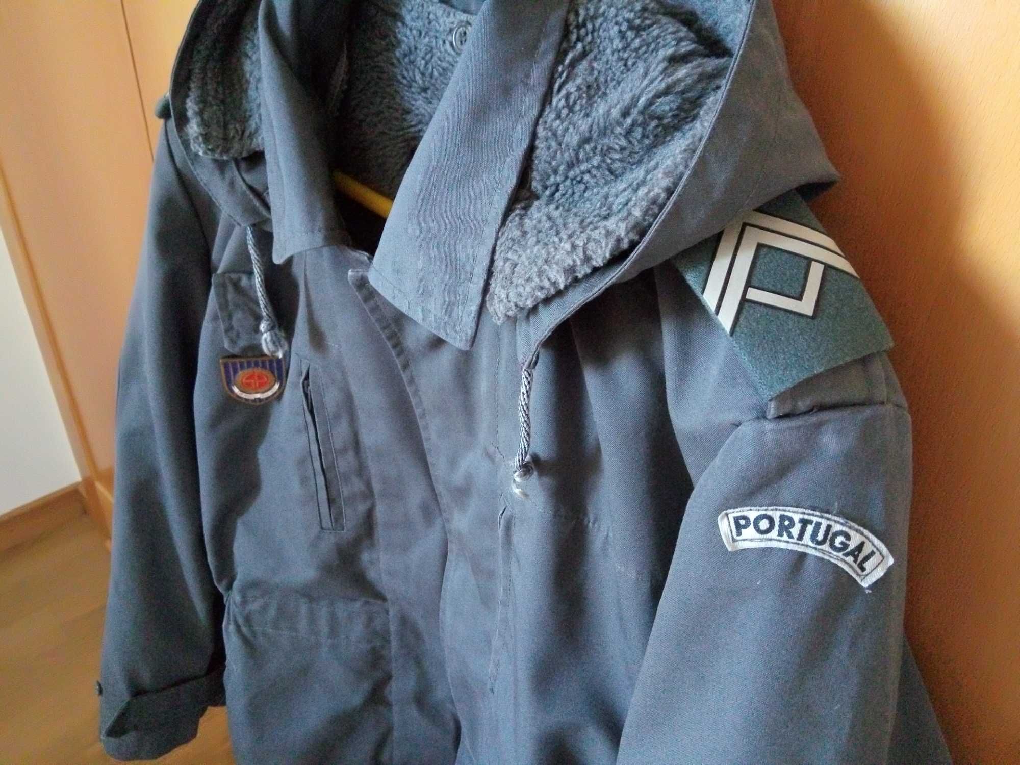 Anorak antigo dos Serviços Prisionais