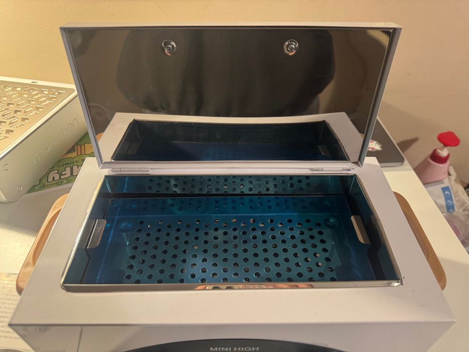 sterylizator do paznokci