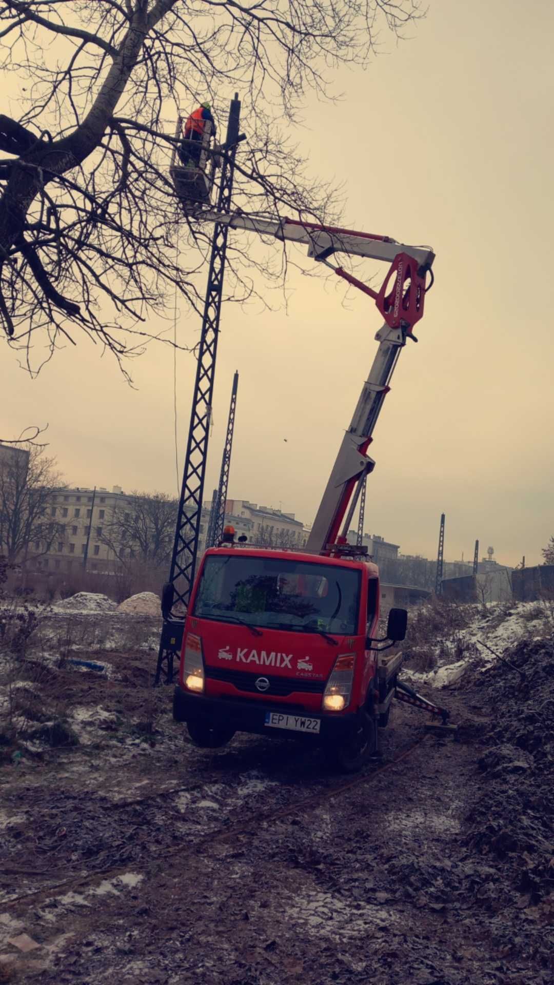 Usługi/wynajem [Do 26 metrów] zwyżka podnośnik koszowy z operatorem :D