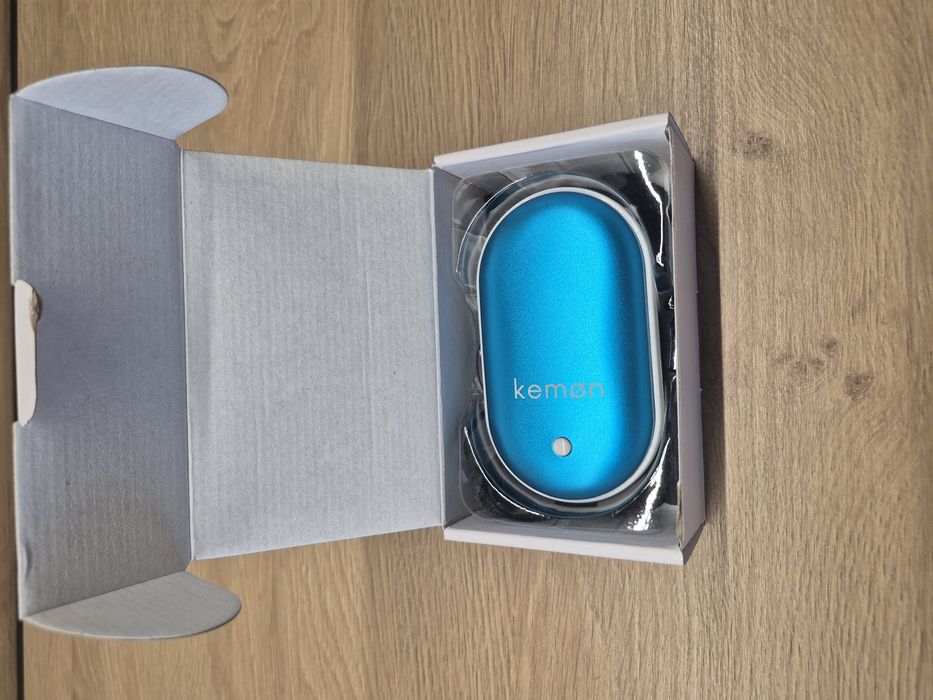 Ogrzewacz i powerbank 2w1