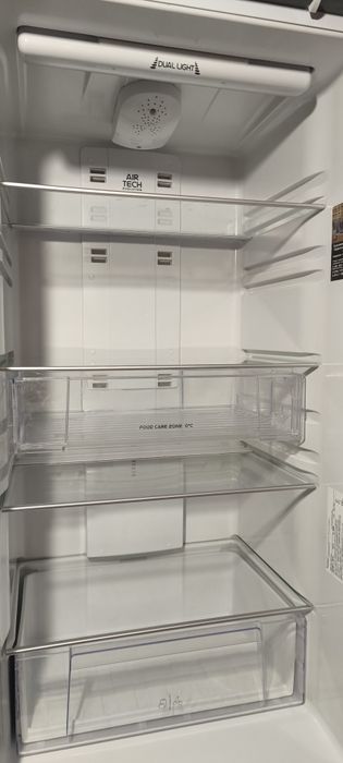 Холодильник срочно! Hotpoint Ariston no frost