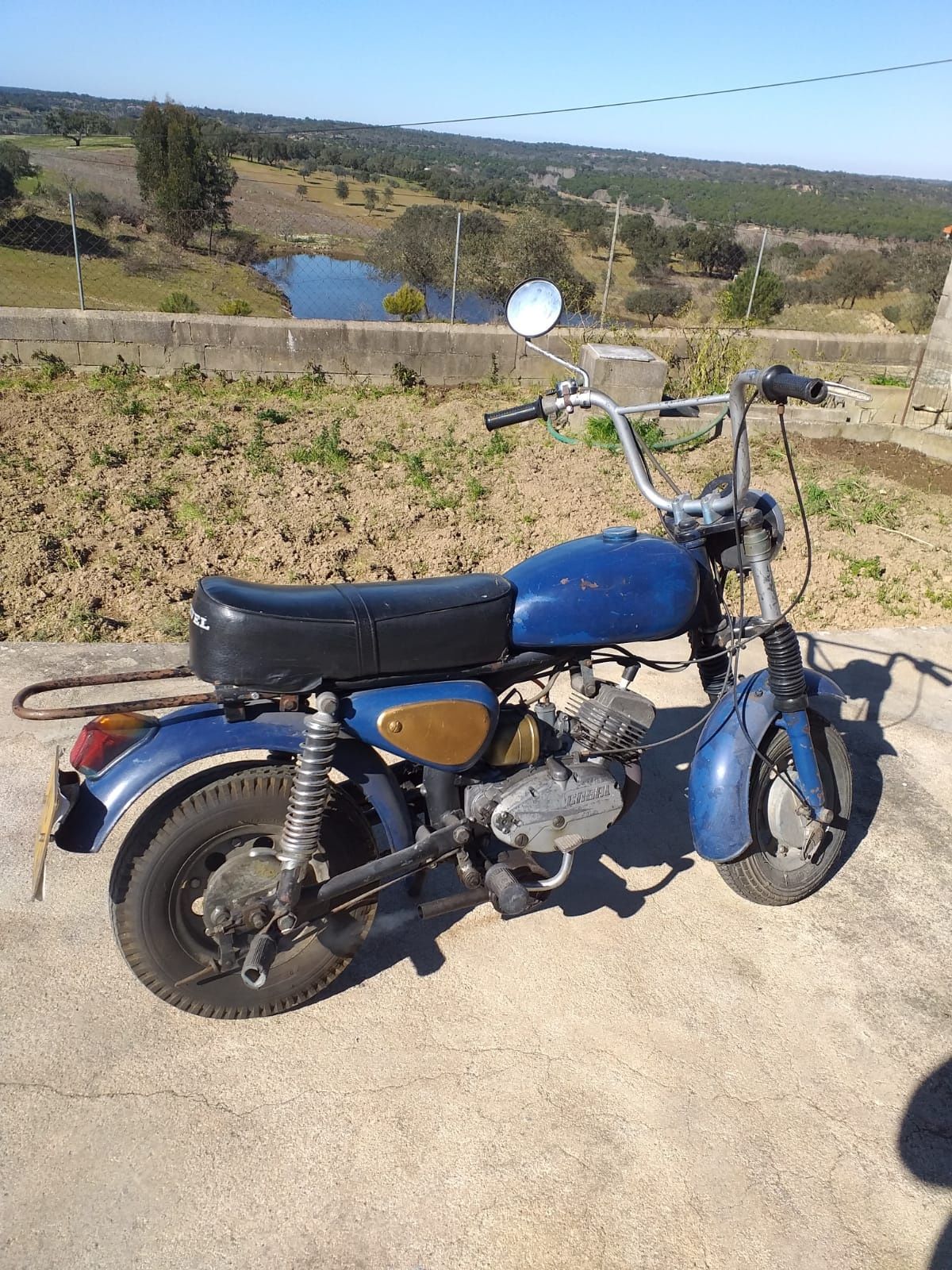 Motociclo  Usado