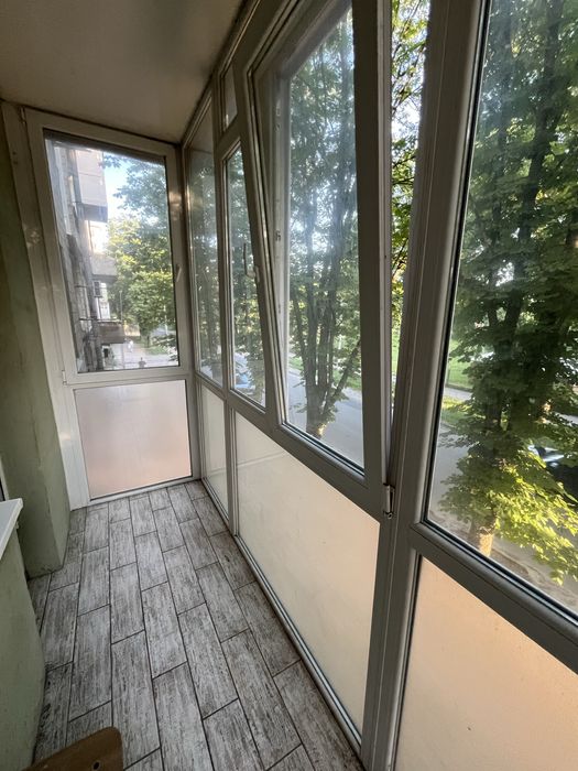 Продаж 2 к квартири чешка центральна часиина міста