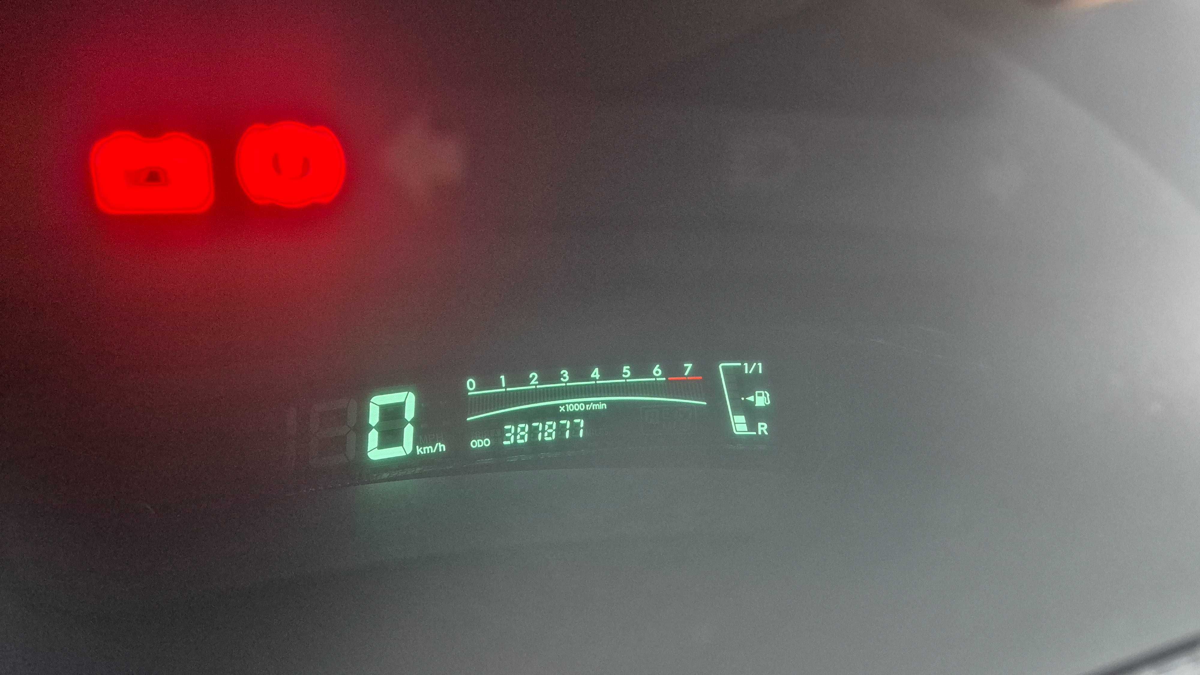 Toyota Yaris 1,3L wersja Sol 2008 r.