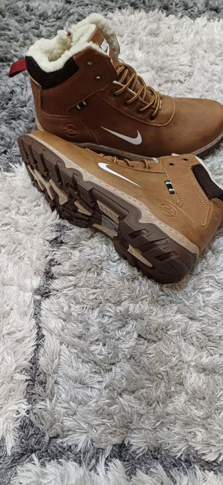 Buty męskie zimowe nowe, rozmiar 42