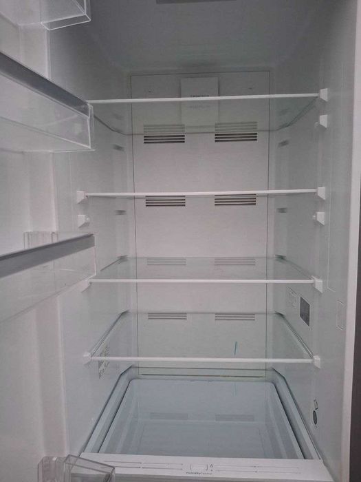 Холодильник б/в ELECTROLUX 200/60/60 Металік No Frost #07692