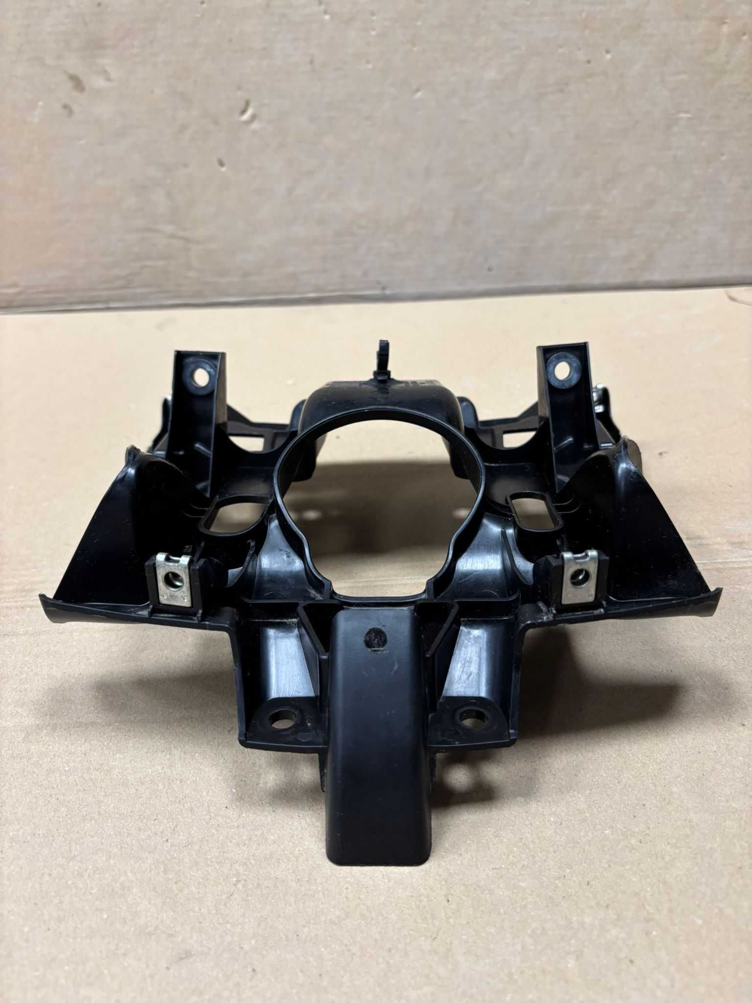 Stelaż Mocowanie Czachy Czaszy Owiewki Honda CB 125 F 15-20