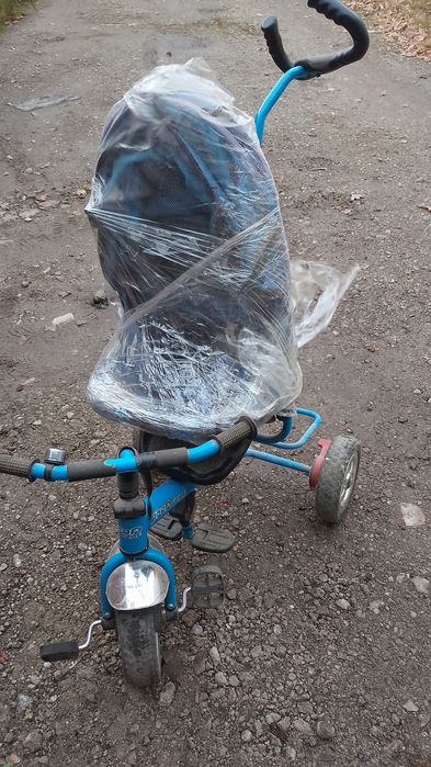 Дитячий прогулочний візок