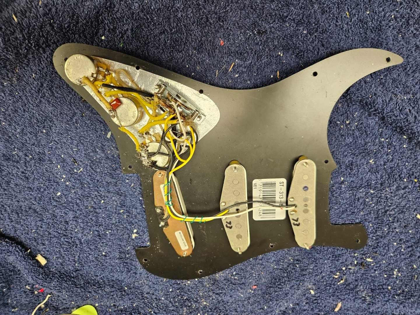 Pickguard z przetwornikami Fender Pure Vintage 73' i SD Twang Banger
