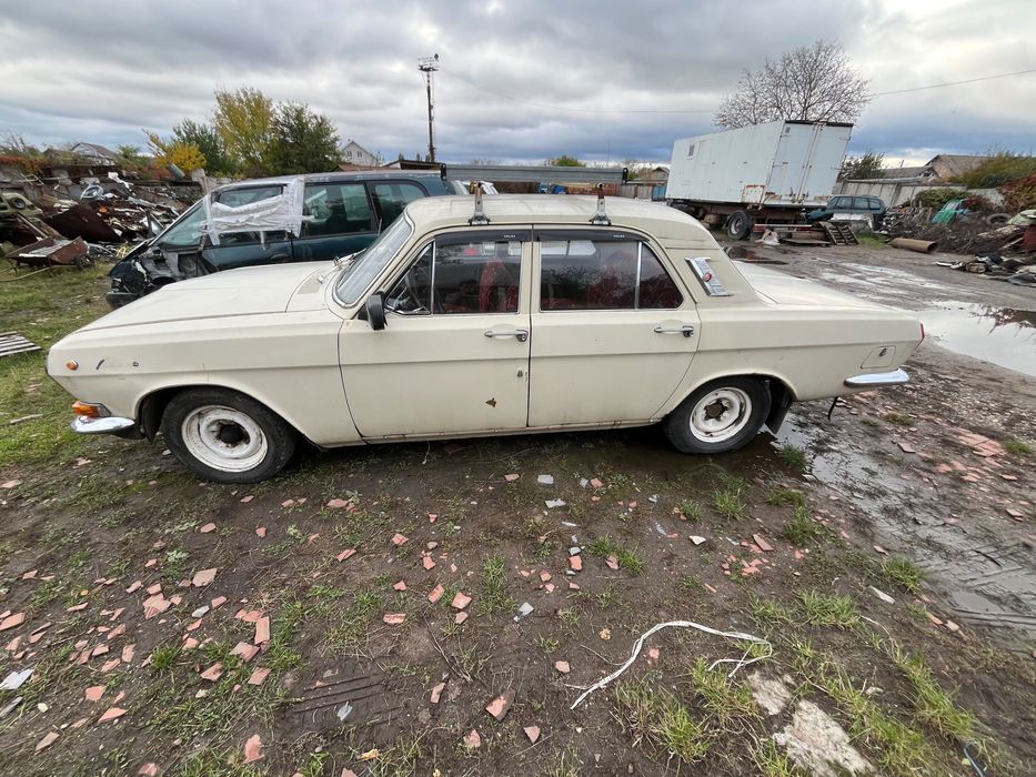 Авто Волга ГАЗ 2410