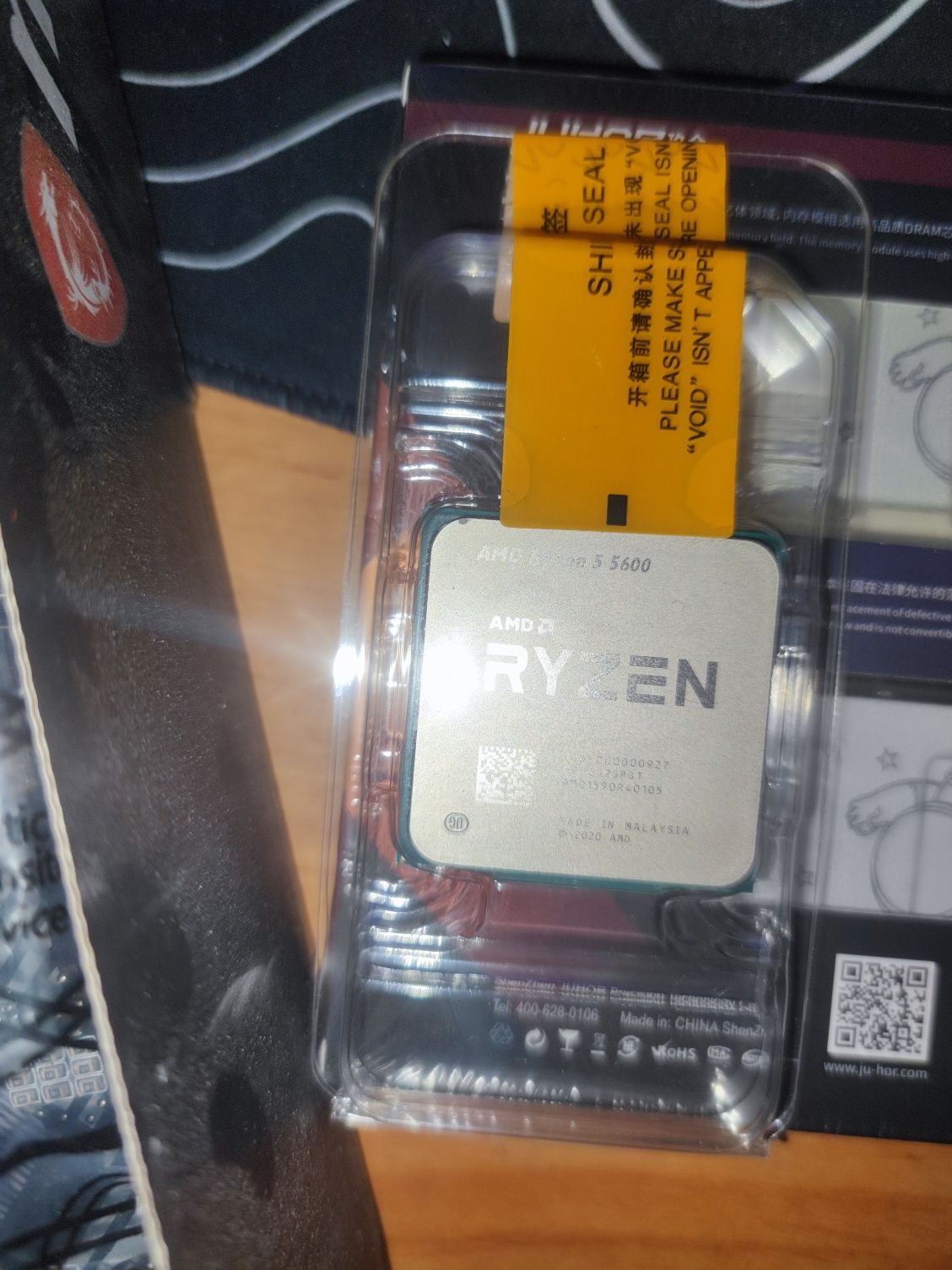 продам комплект ryzen 5 5600, msi b450 tomahawk max, 32gb 3600mhz ddr4
