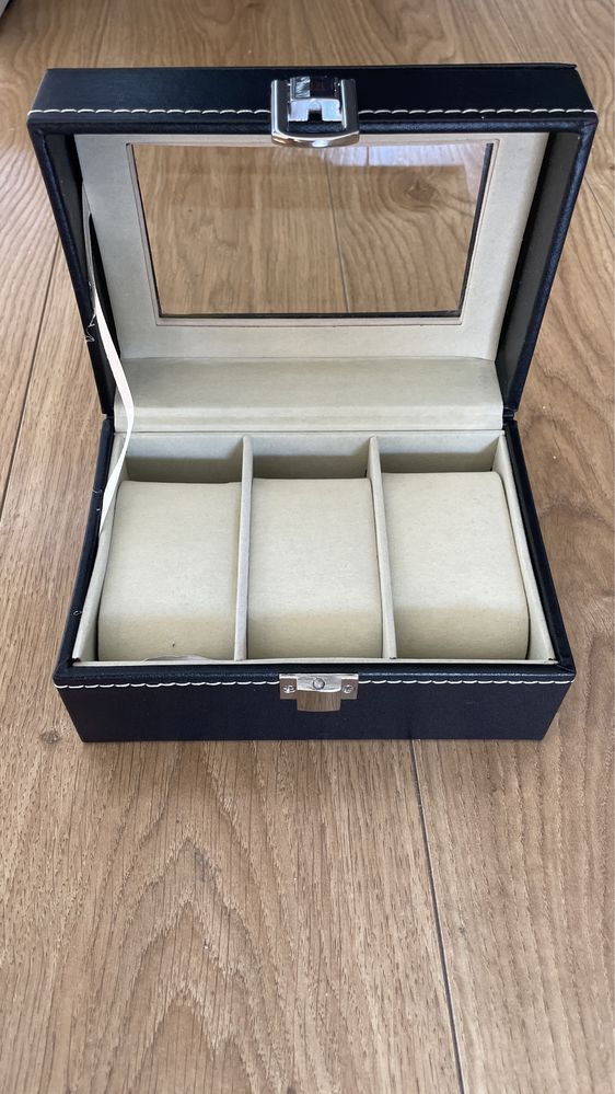 Etui, pidełko organizer na zegarki