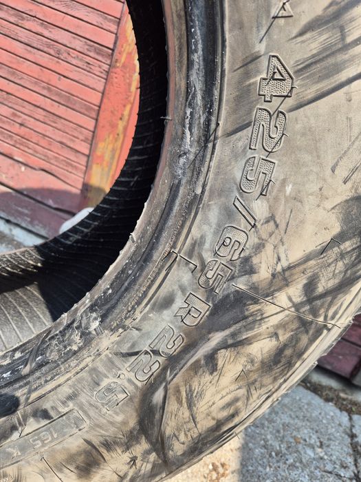 Opona 425/65r22.5