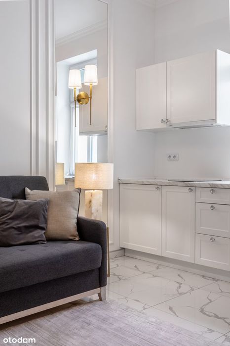 Wyjątkowe mieszkanie w zabytkowej kamienicy – 100 m od Rynku Głównego