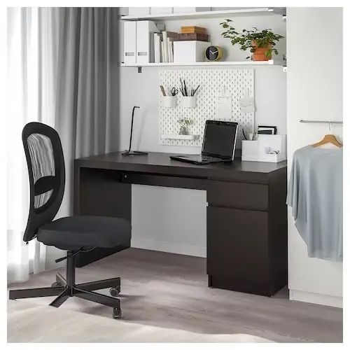 Secretaria preta IKEA MALM