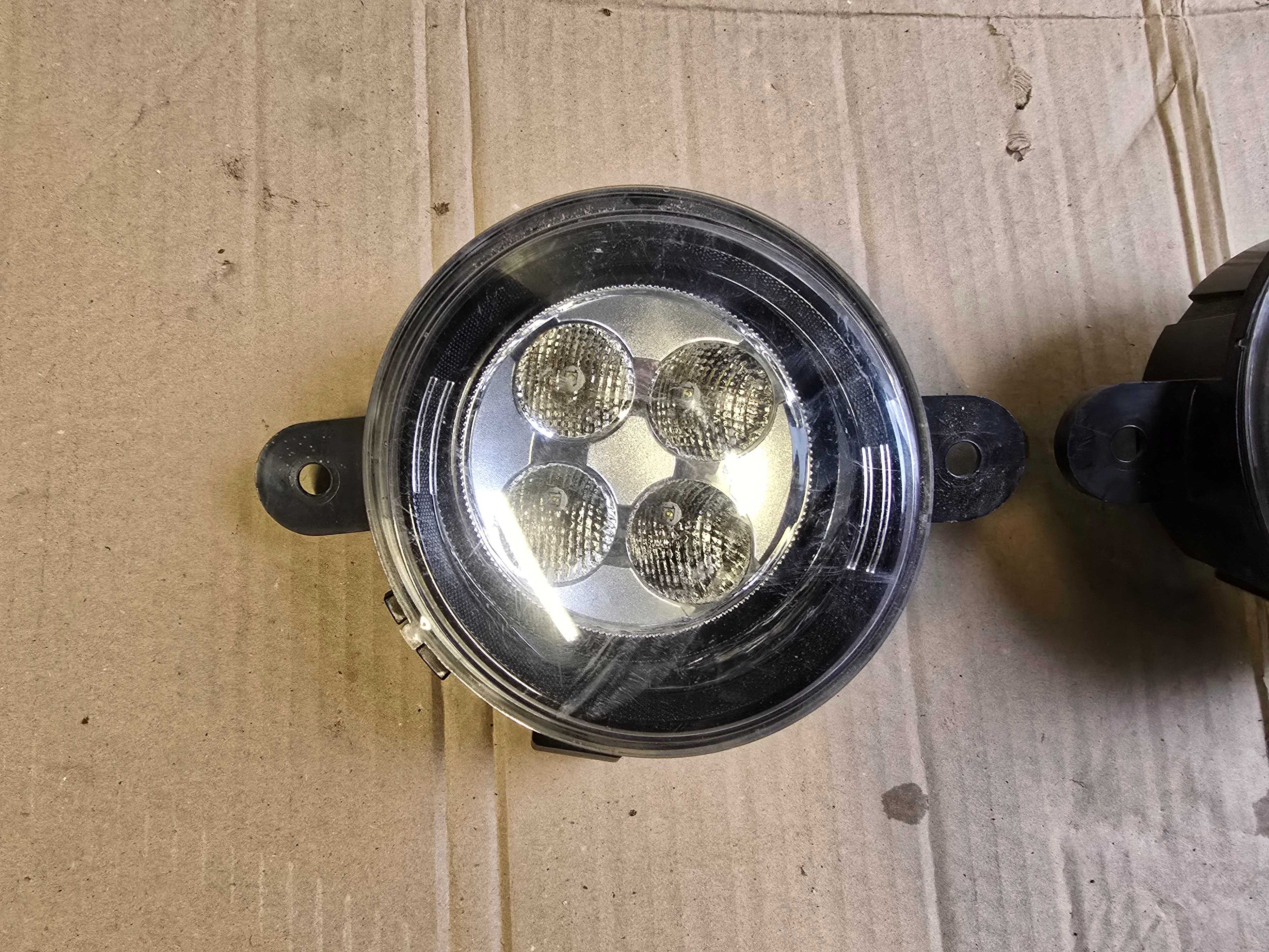 halogen prawy led DRL Renault Twingo 3 III