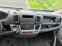 Peugeot Boxer  Peugeot Boxer  Podwójne Drzwi Przesuwne