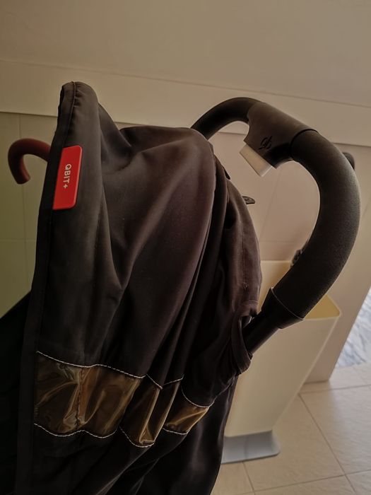 Carrinho de passeio GB Qbit+ usado + capa de proteção

Carrinho de pas