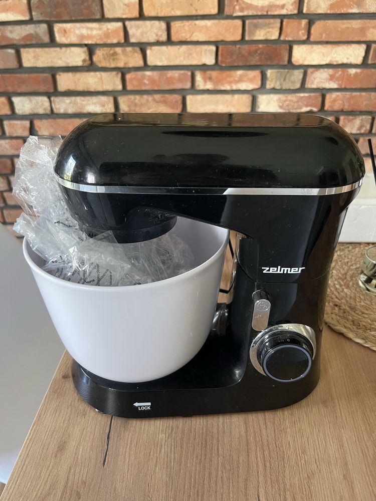 Robot planetarny ZELMER ZKR1300B