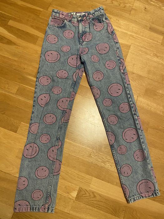 spodnie jeans smiley bershka
