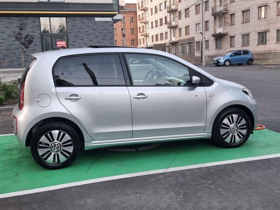 VW E-Up електричний