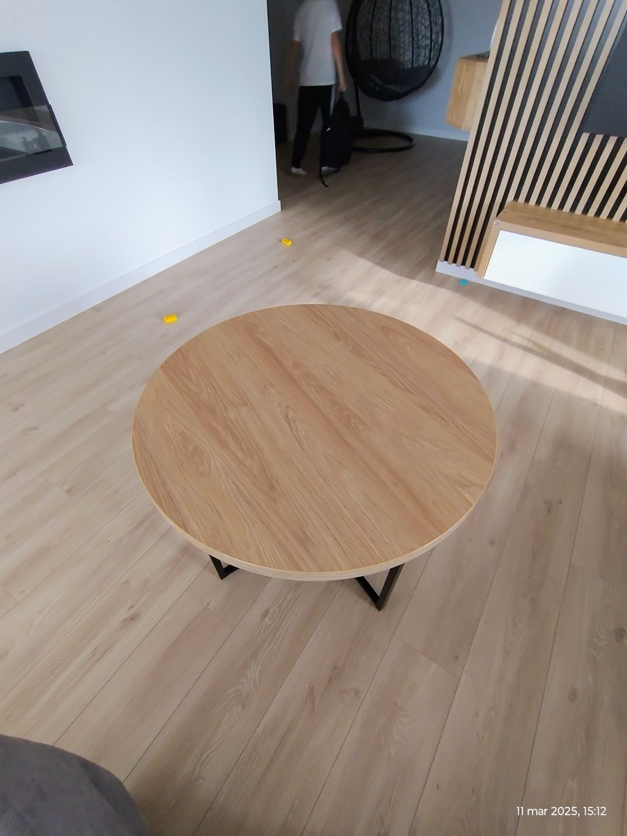 Nowy okrągły stolik kawowy 80 cm