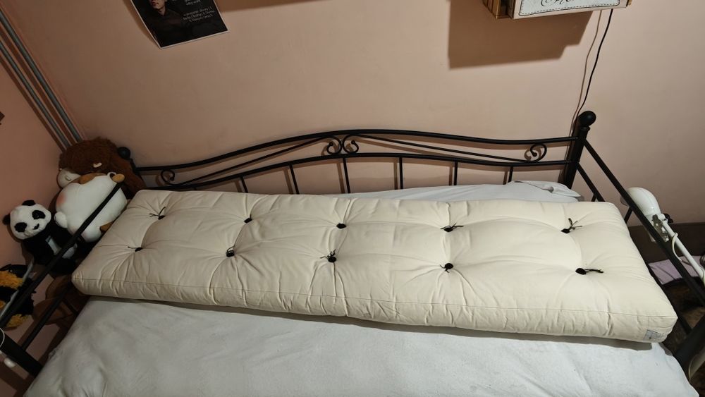 Sprzedam naturalny futon lateks 200x50 do rozkładanej sofy + 200x110