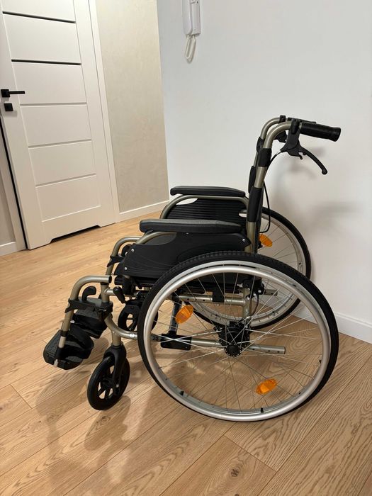 Lekki Wózek Inwalidzki Składany Rehasense | Stan Jak Nowy | Okazja!