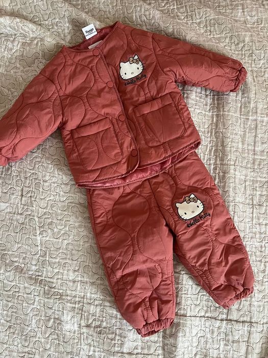 Теплий костюм на теплу осінь, весну