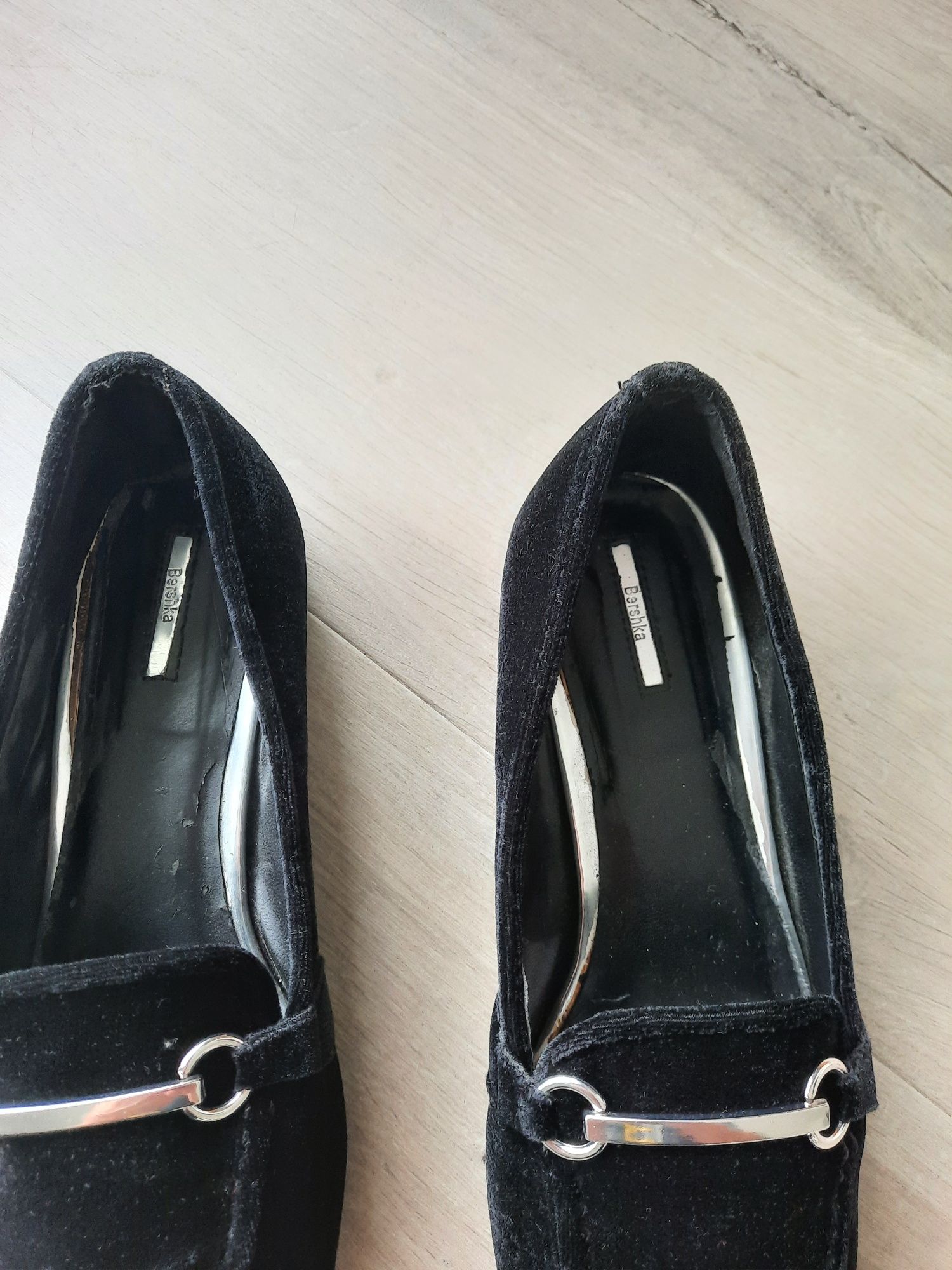 Bershka. Mokasyny damskie loafersy.  Rozmiar 39. Okazja