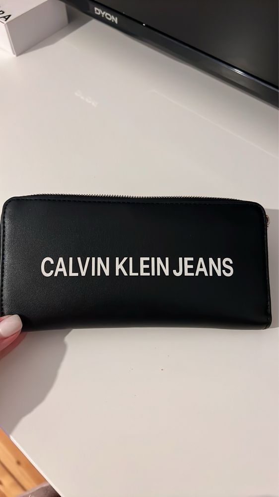 Кошелек calvin klein