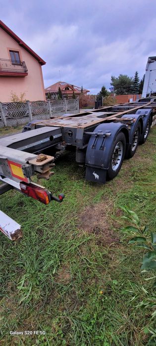 Sprzedam naczepę pod kontenerową Schmitz 2014 r rozciągany przód i tył