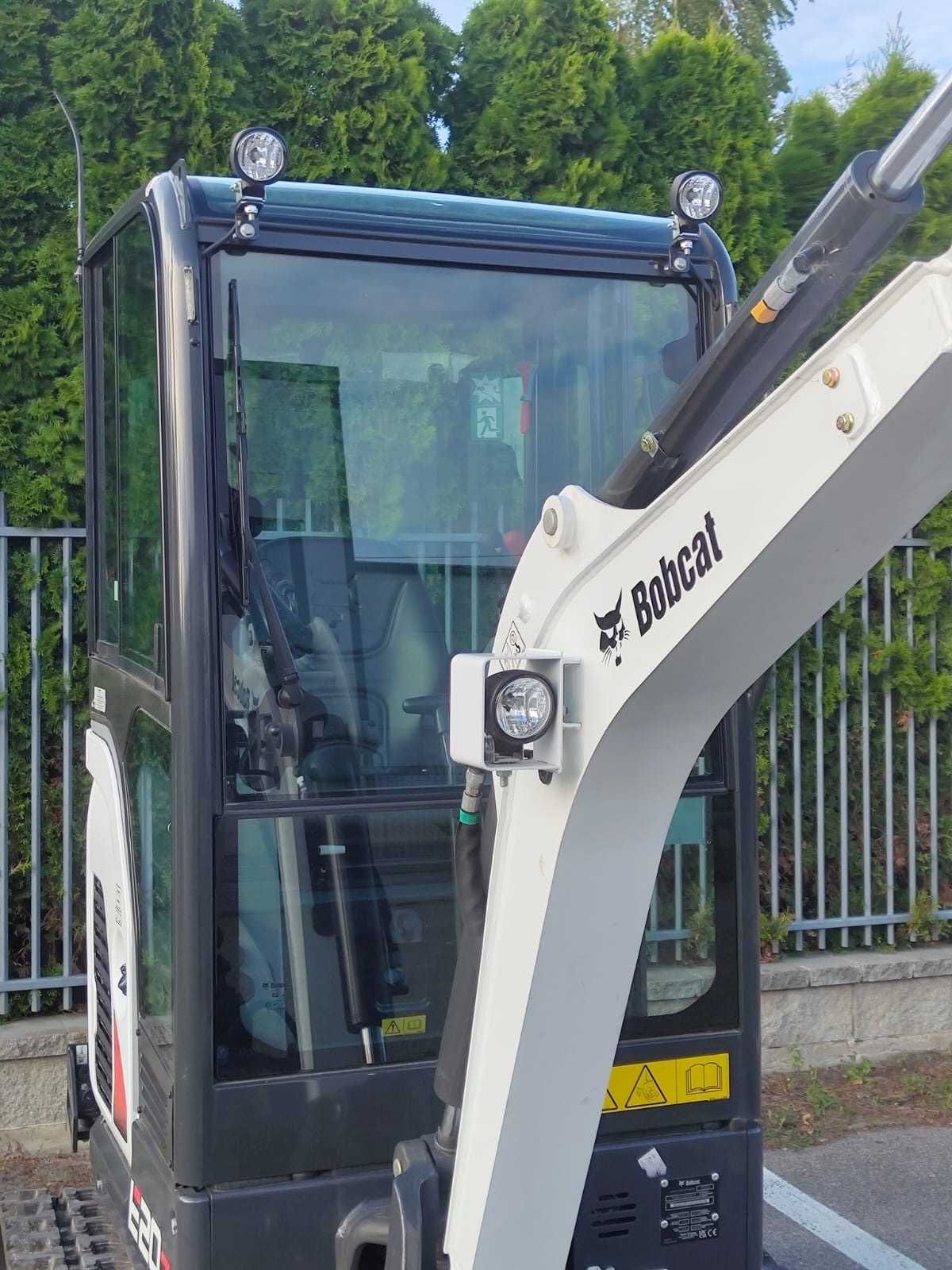 Minikoparka BOBCAT E20z ! 3 Łyżki + Szybkozłącze mechaniczne i inne !