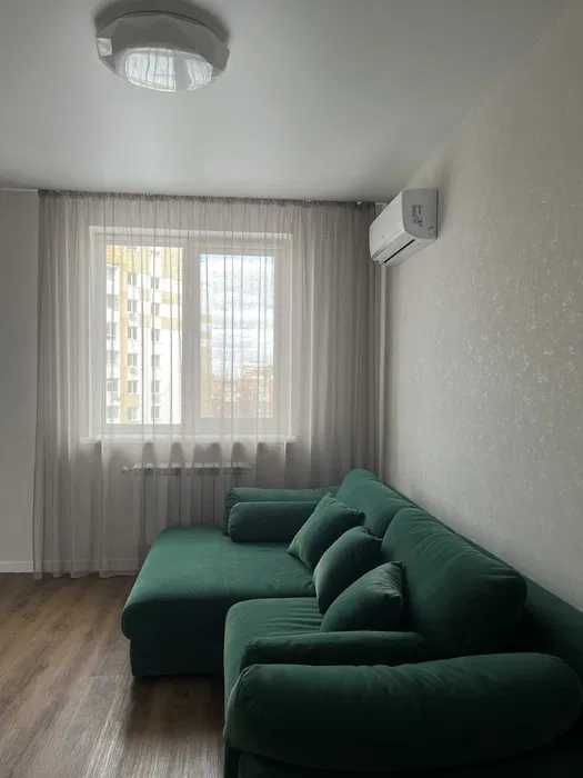 Продам 2-комнатную квартиру 73м2 ЖК Радужный Новые Дома Льва Ландау