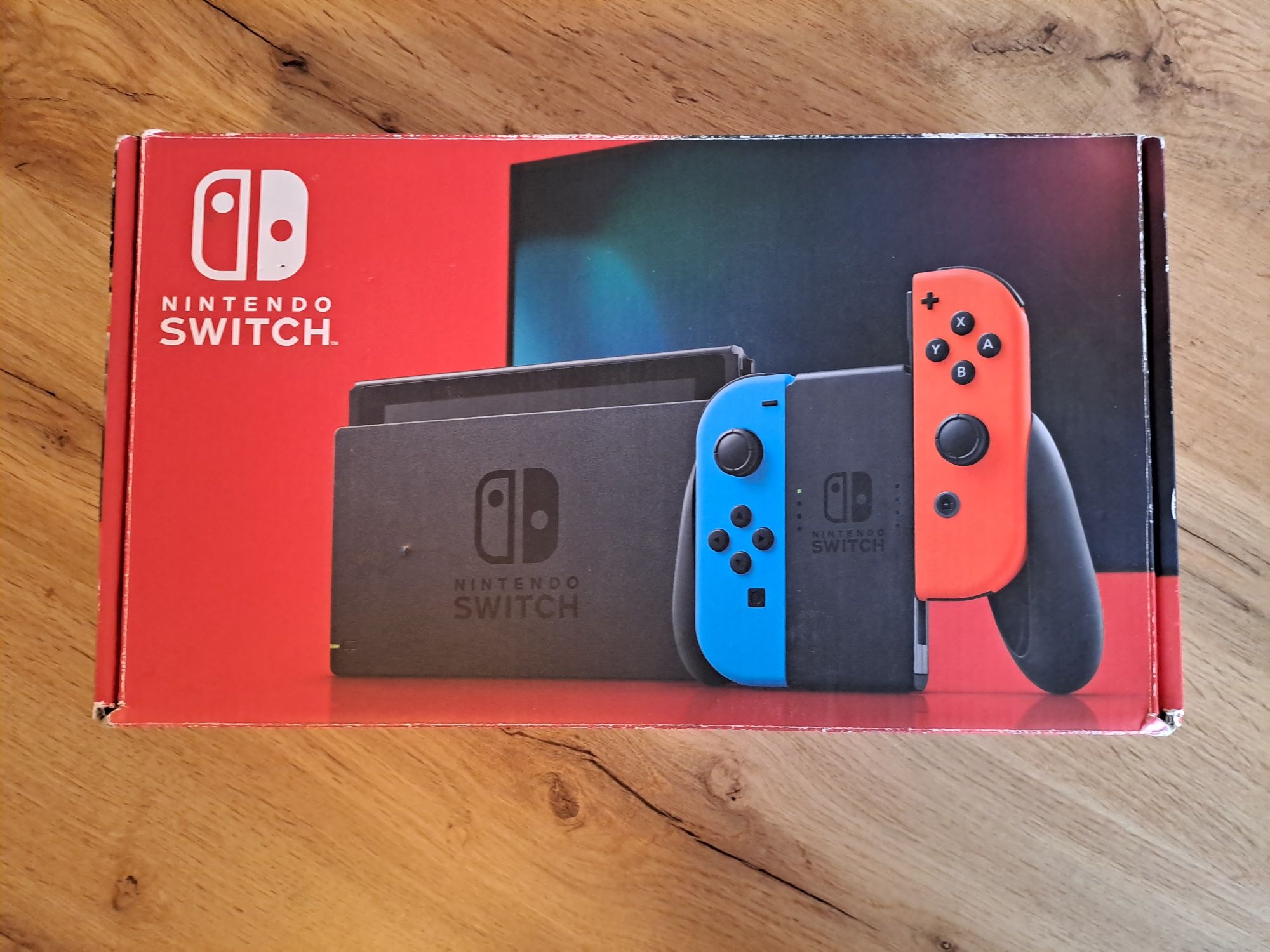 Nintendo Switch jak NOWE z etui i grą