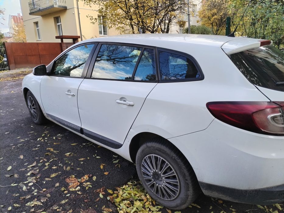 Рено Меган 3, всі питання за телефоном