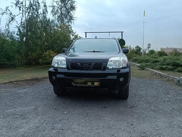 Продам Nissan X-trail 2.2D 2006
