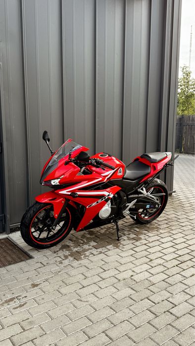 Honda CBR 400R 2018 рік 8000км пробіг