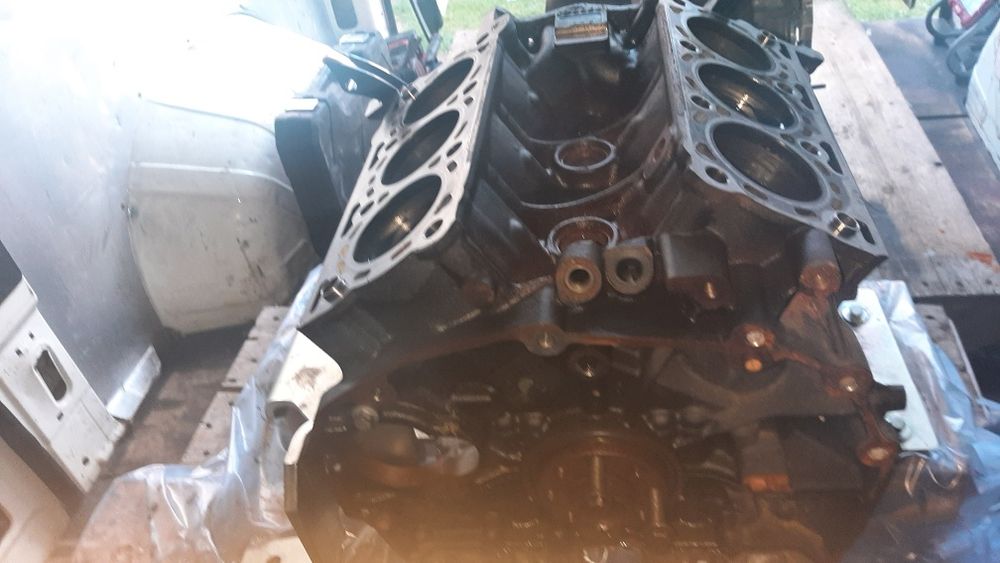 Jeep Grand Cherokee vk2 i 3.0D VM63D  tlok z korbowodem